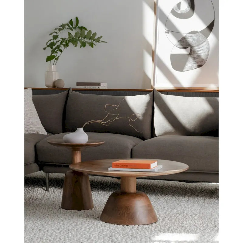 Table basse ronde à piètement central en bois massif de manguier, moderne, finition mate foncée